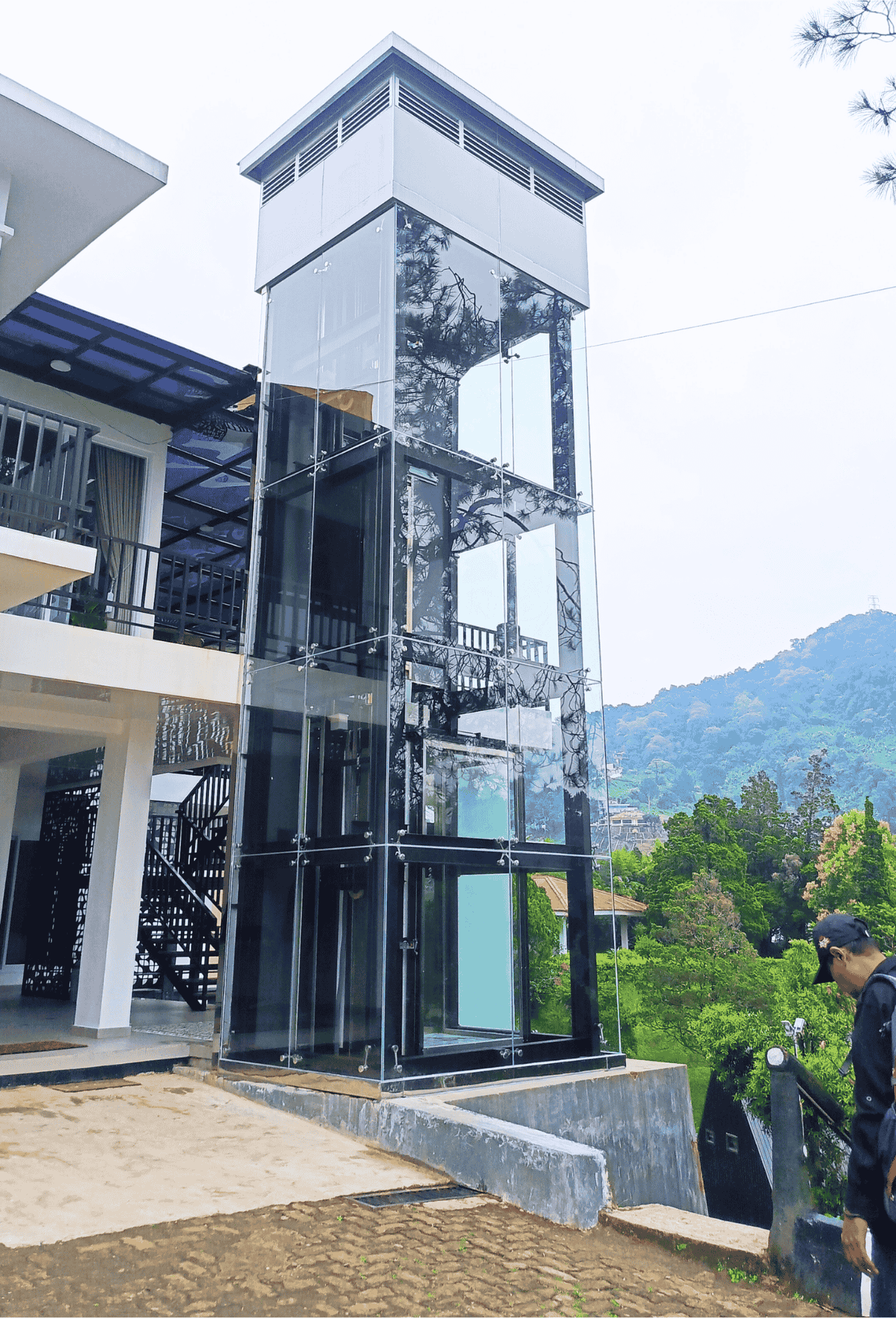 Panoramic Lift 3MK Elevator – Villa Bank Mandiri